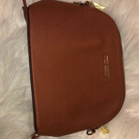 Steve Madden Cognac Cross-Body Bag with Gold chain - Picture 1 of 5